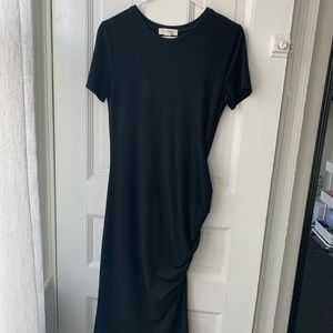 Black midi tshirt dress